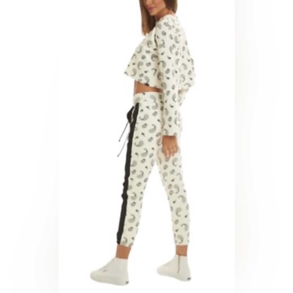 Koral brink dive paisley bandana sweatpants set size S
